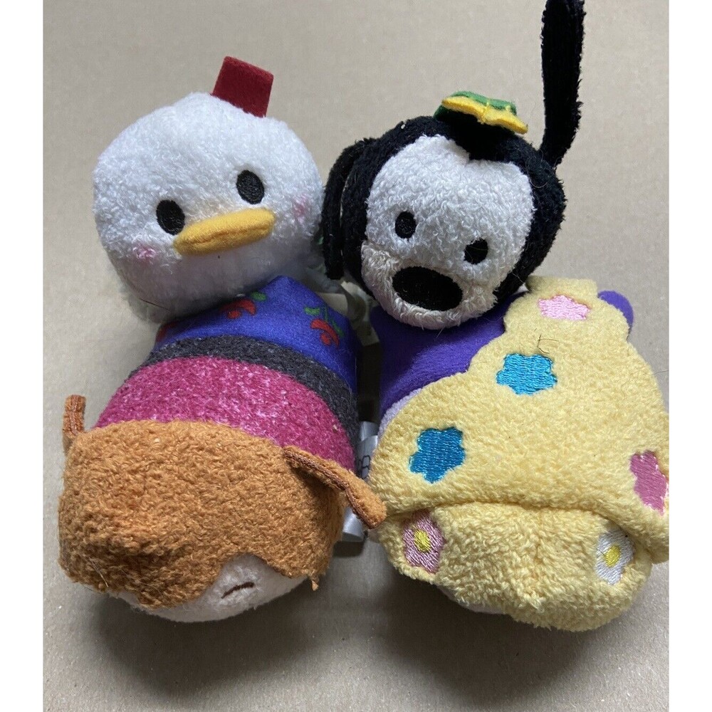 Disney Collection Tsum Tsum Lot of 4 Bean Bag Plush 3.5 inch